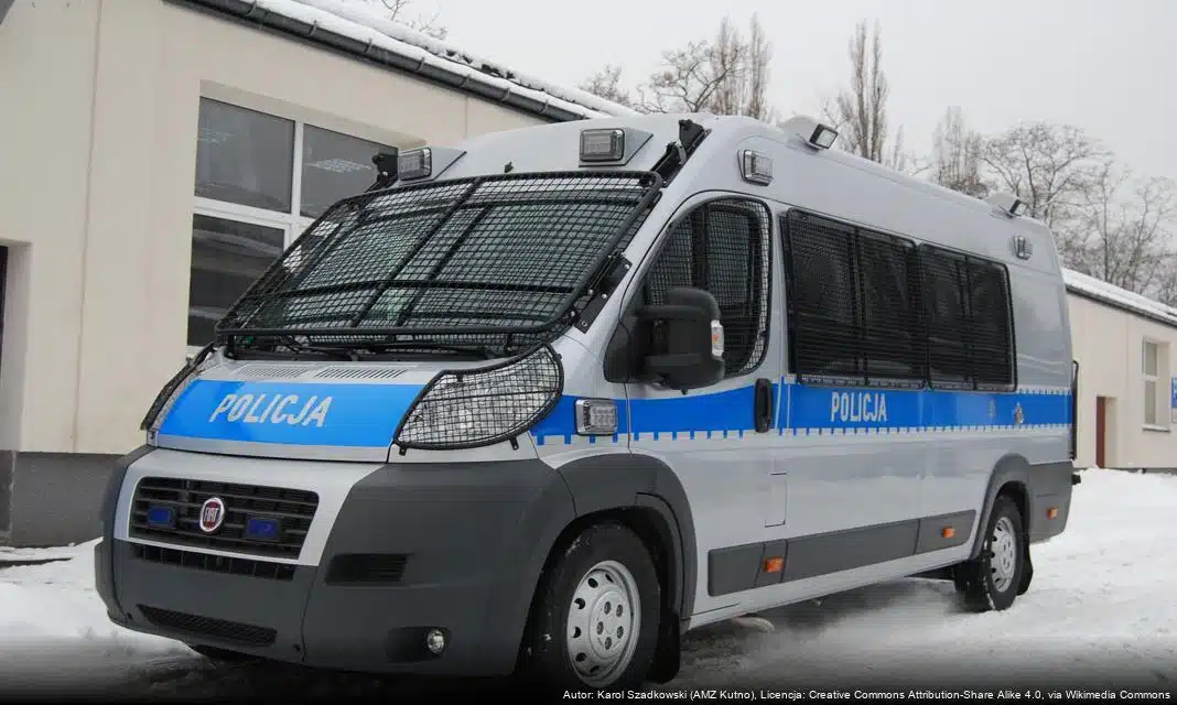 Policja ostrzega: Hulajnoga elektryczna dla dzieci tylko od 13. roku życia