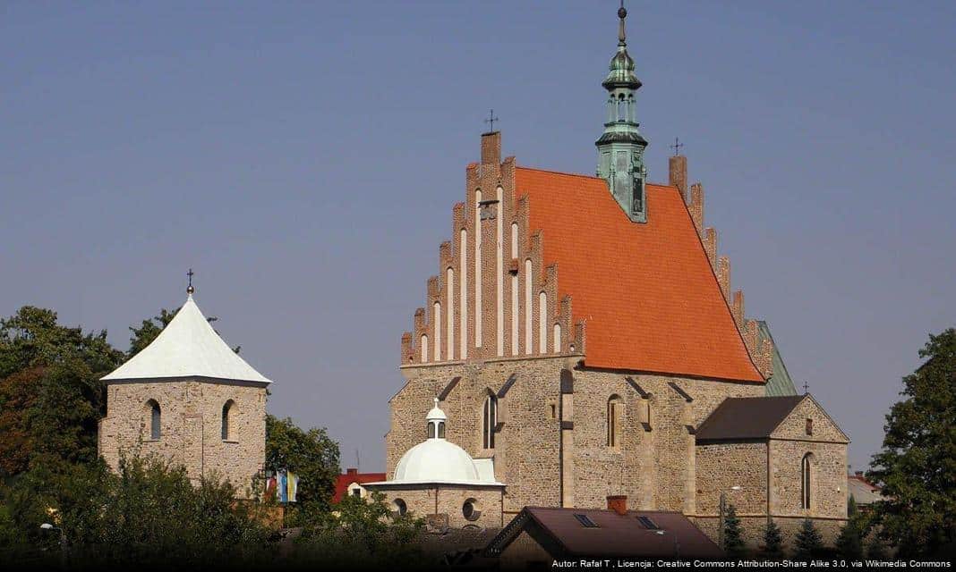 Uroczystość Święta Wojska Polskiego w Szydłowcu: Tradycja, Honor i Patriotyzm